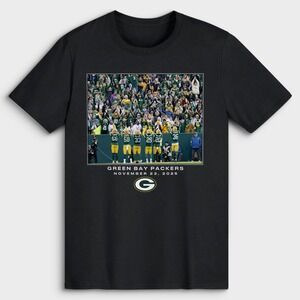 NWT Green Bay Packers NFL T-Shirt